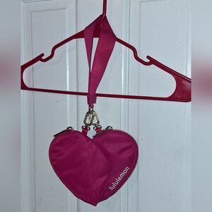 Lululemon Dual Pouch Wristlet Heart * Hard To find!! 💗